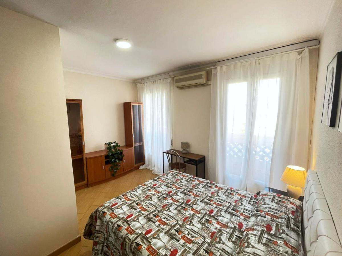 Rooms Nueva Valencia Barcelona Kültér fotó